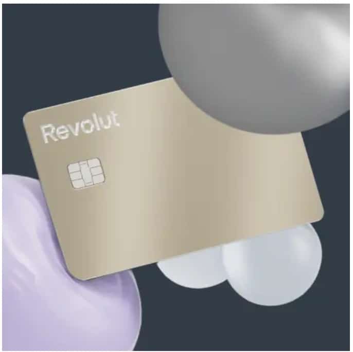 Two types of Revolut cards