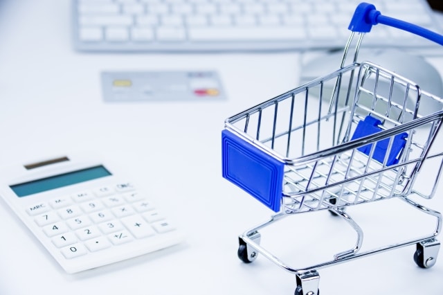 computer-and-shopping-cart